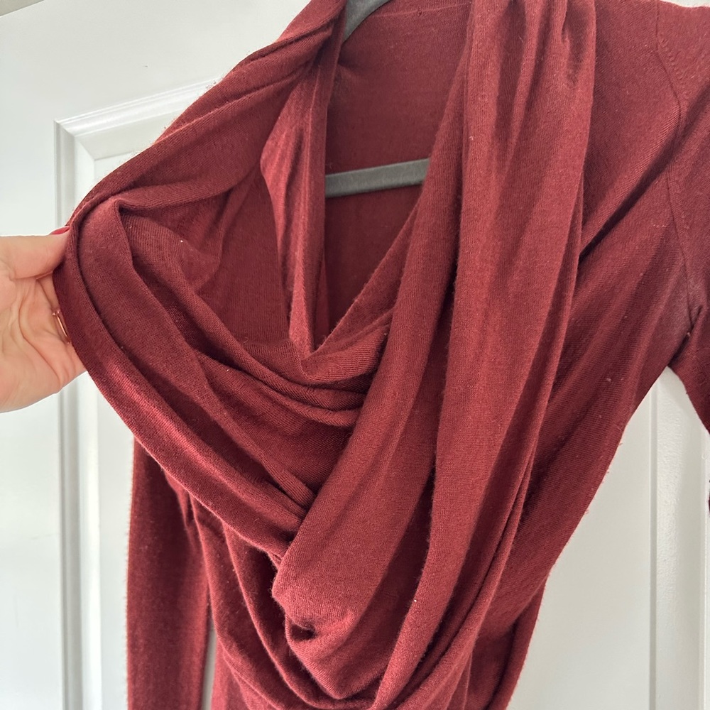 Burgundy cashmere long sleeve wrap